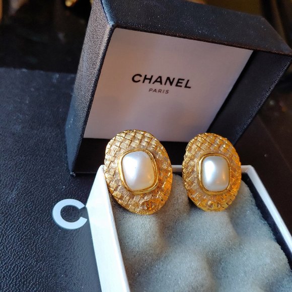 CHANEL Jewelry - AUTHENTIC CHANEL EARRINGS